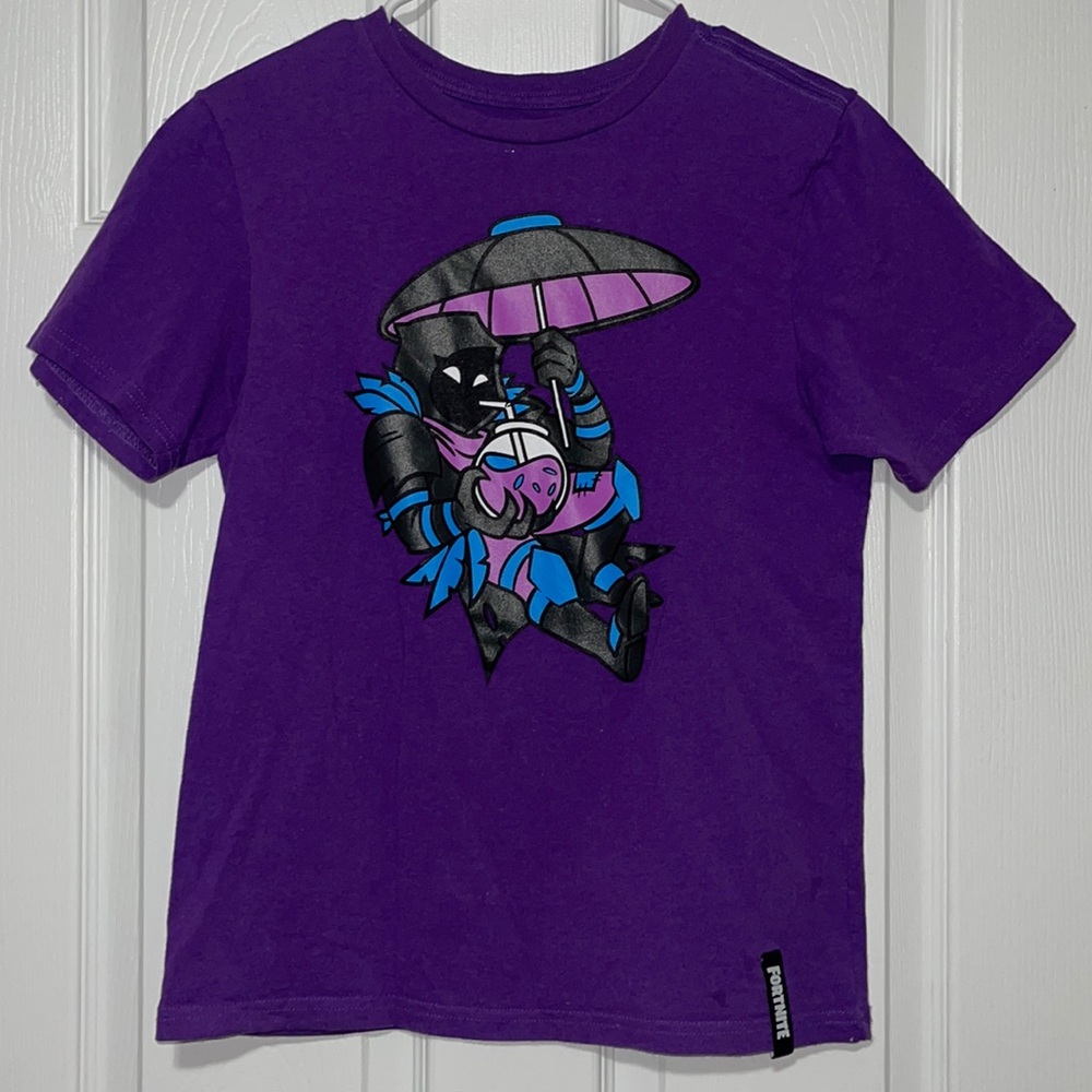 Fortnite T-Shirt Size: XL 14/16 (Boy)